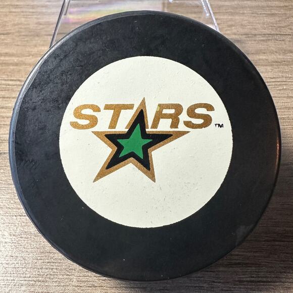 Vintage 1990’s Dallas Stars Official NHL Hockey Game Puck - Picture 1 of 5